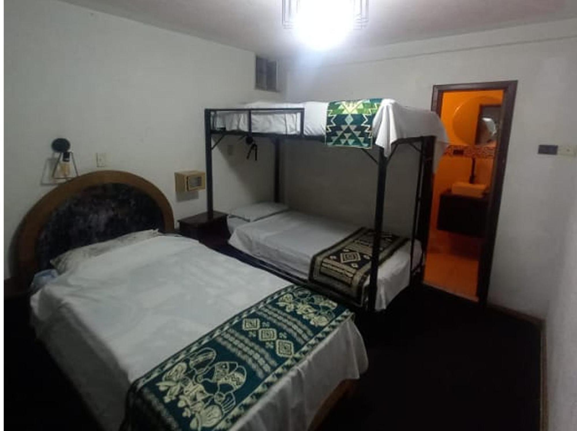 Gh Plaza Hotel Riobamba Phòng bức ảnh
