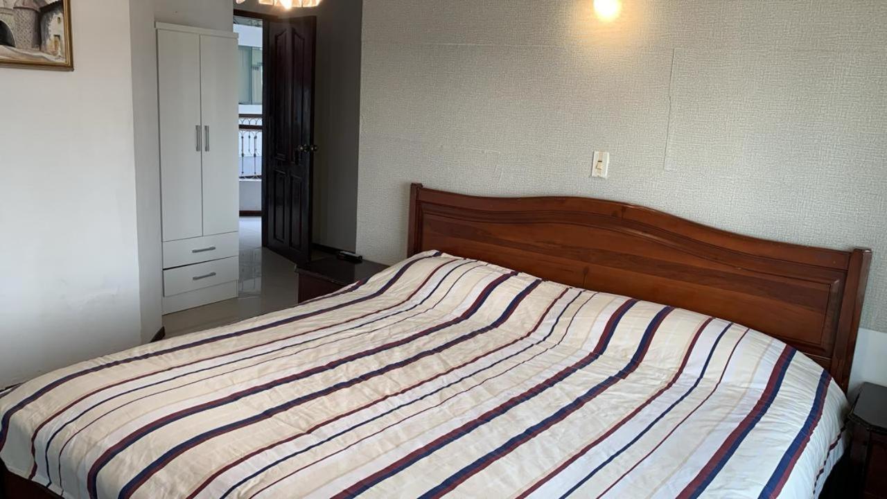 Gh Plaza Hotel Riobamba Phòng bức ảnh